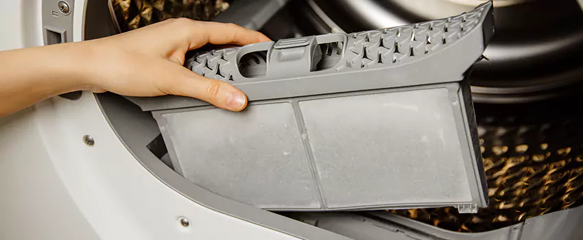 Signs Of A Clogged Dryer Lint Trap in Indianola, Iowa